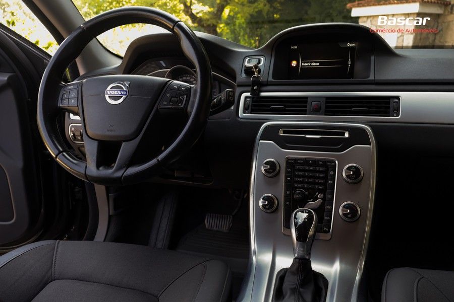 volvo-xc70-2015-diesel-1969cc