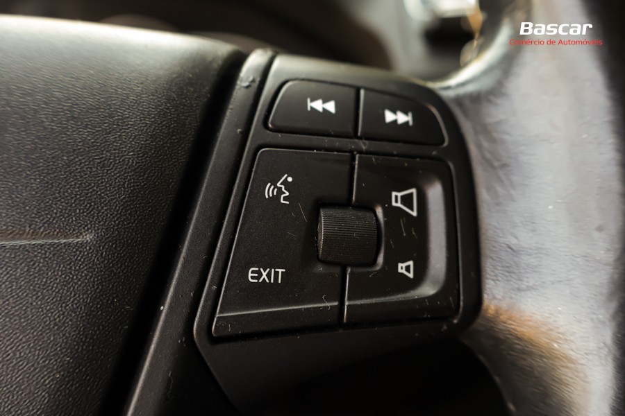 volvo-xc70-2015-diesel-1969cc
