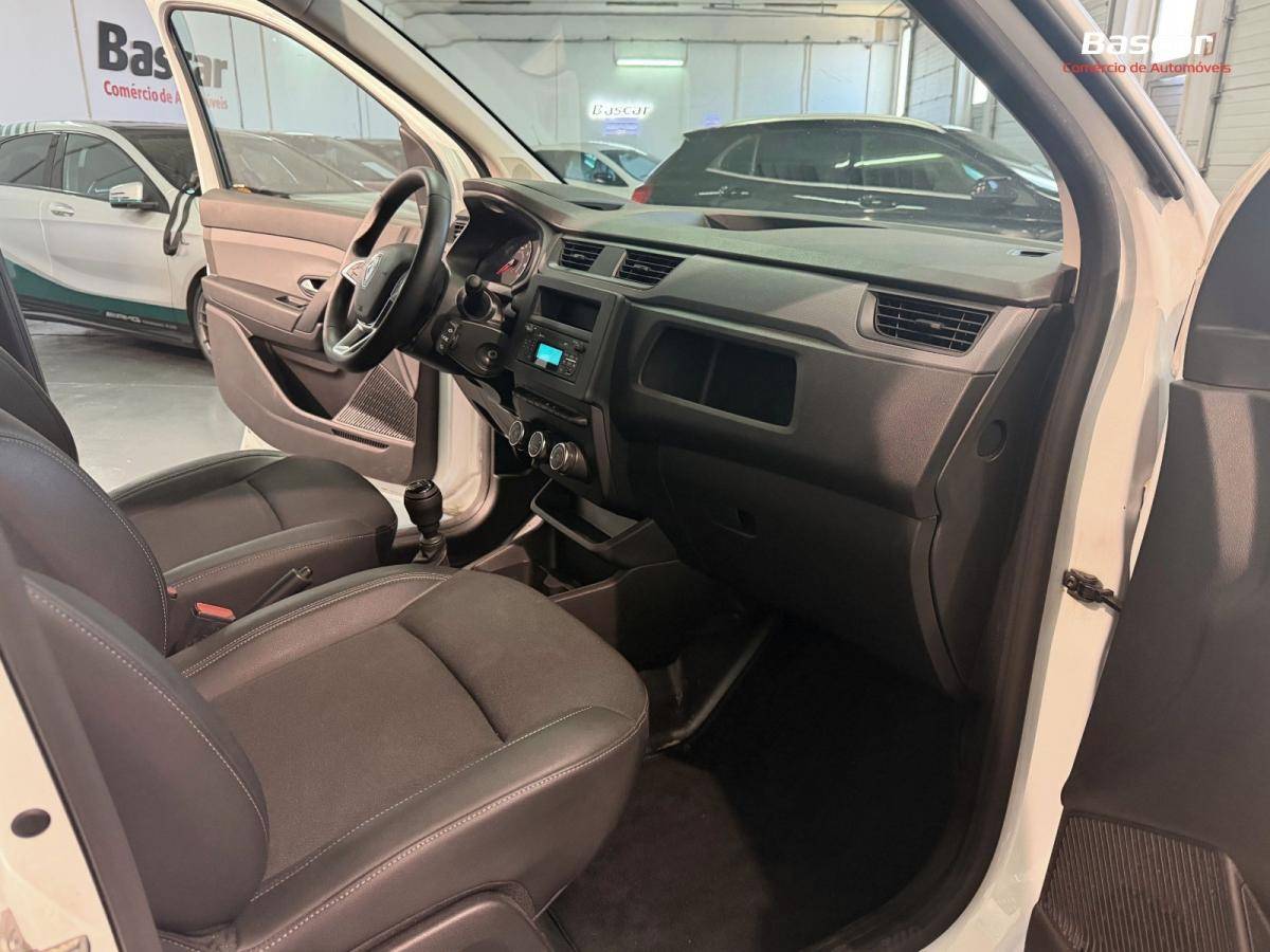 renault-kangoo-2024-diesel-1461cc