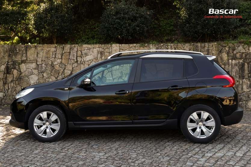 peugeot-2008-2015-gasolina-1199cc