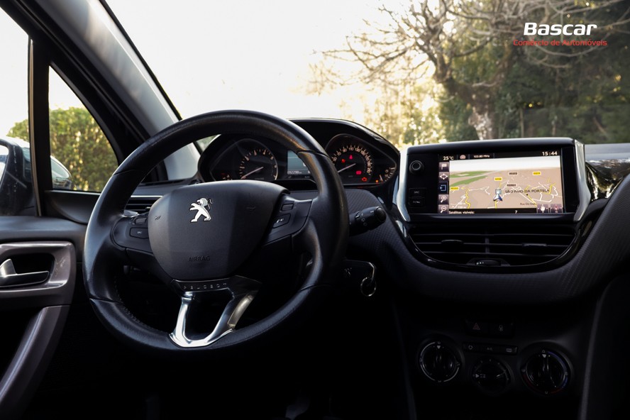 peugeot-2008-2015-gasolina-1199cc