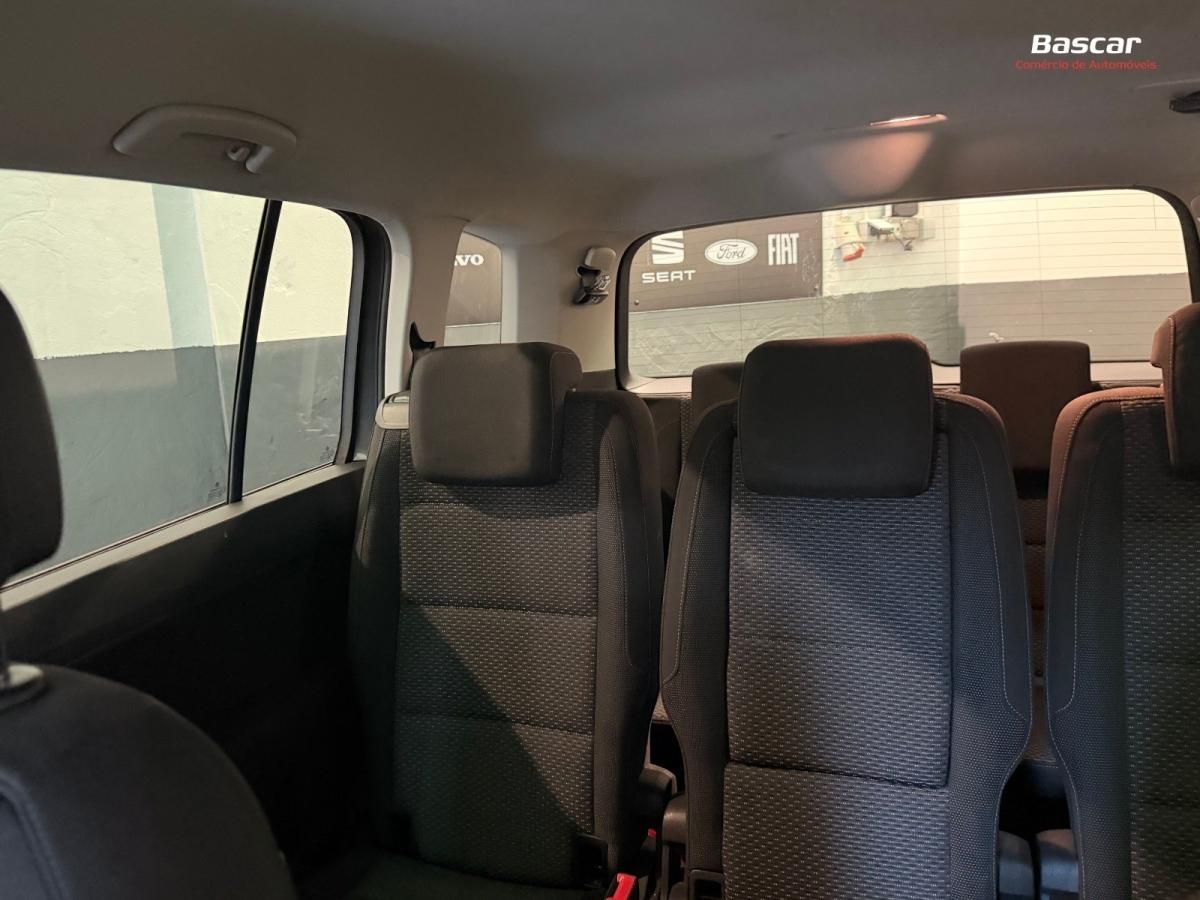 volkswagen-touran-2018-diesel-1598cc