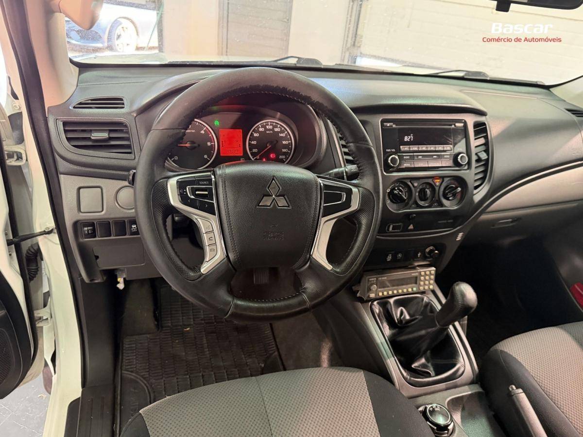 mitsubishi-l200-2019-diesel-2442cc