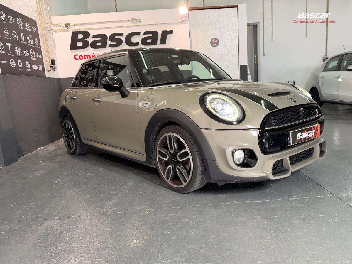 mini-cooper-2018-diesel-1995cc