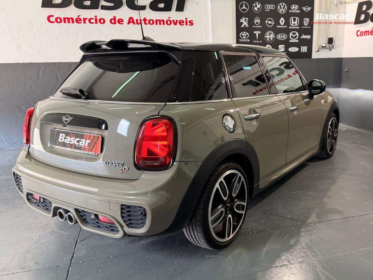 mini-cooper-2018-diesel-1995cc