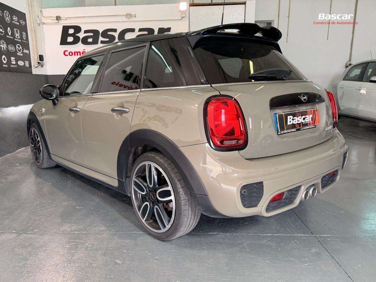 mini-cooper-2018-diesel-1995cc