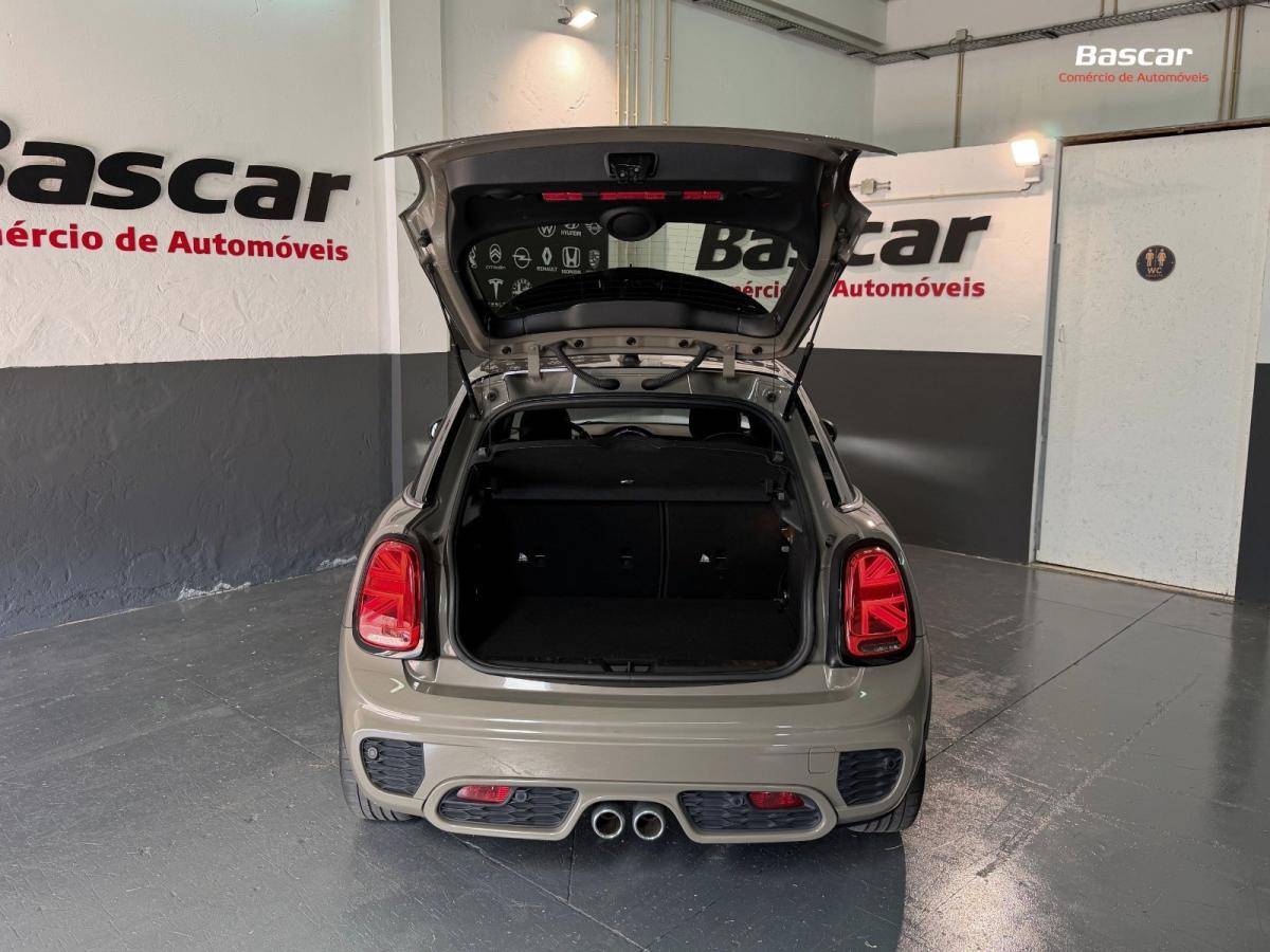 mini-cooper-2018-diesel-1995cc
