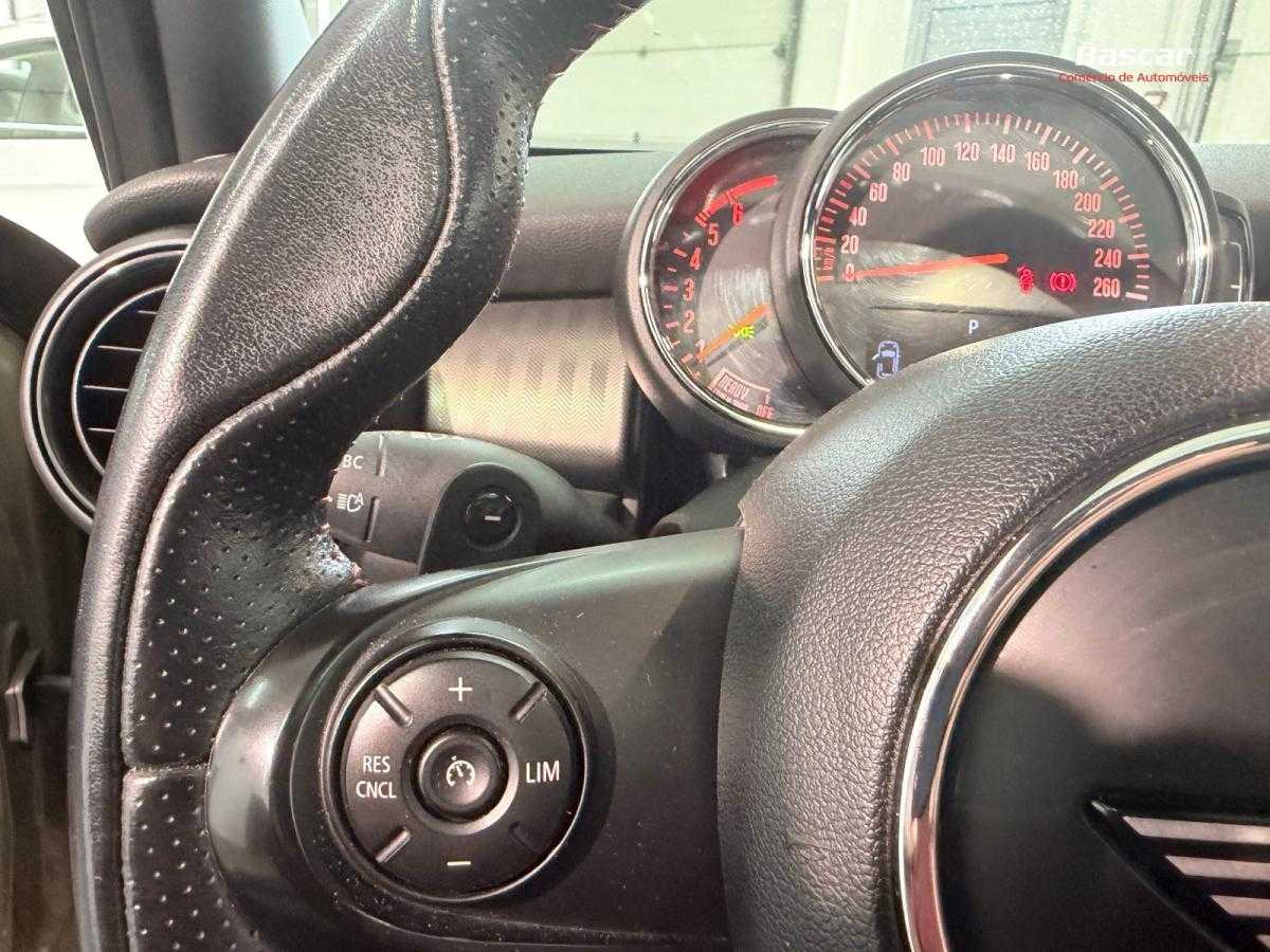 mini-cooper-2018-diesel-1995cc