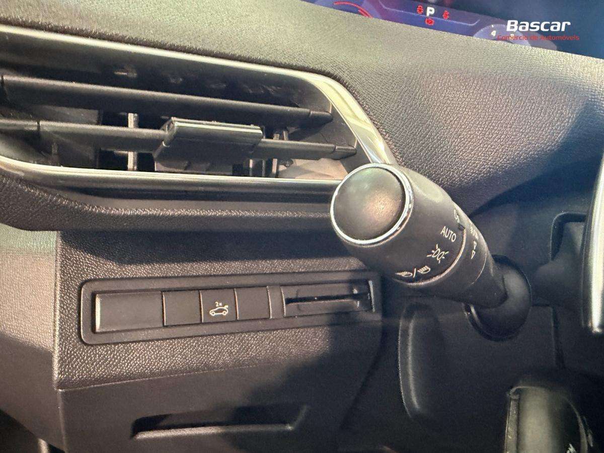 peugeot-3008-2017-diesel-1560cc