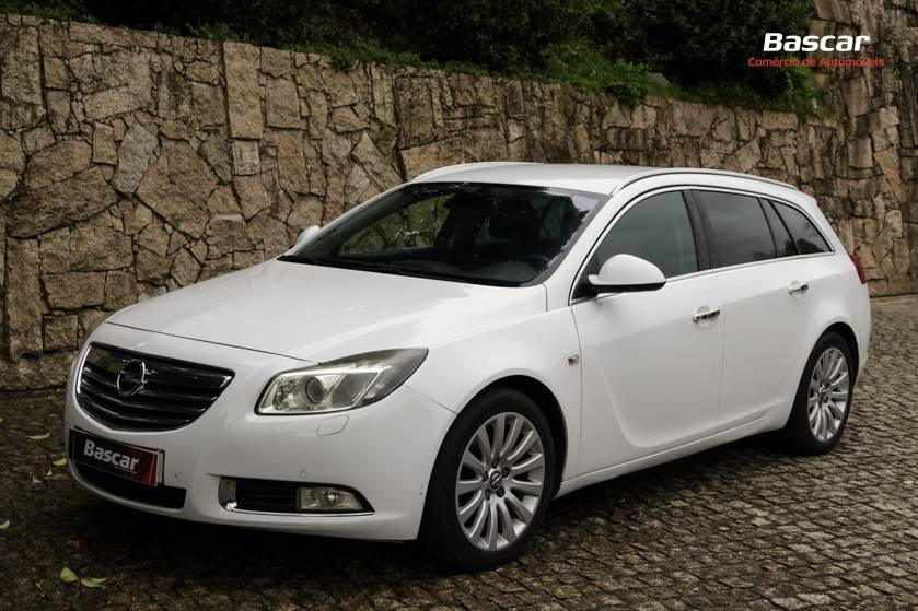 opel-insignia-sports-tourer-2011-diesel-1956cc