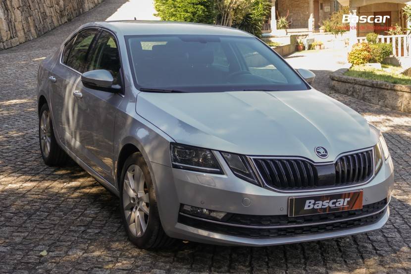 skoda-octavia-2019-diesel-1598cc