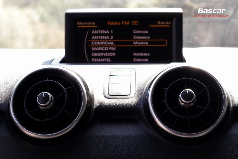 audi-a1-2011-diesel-1598cc