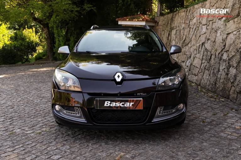 renault-megane-sport-tourer-2013-diesel-1461cc