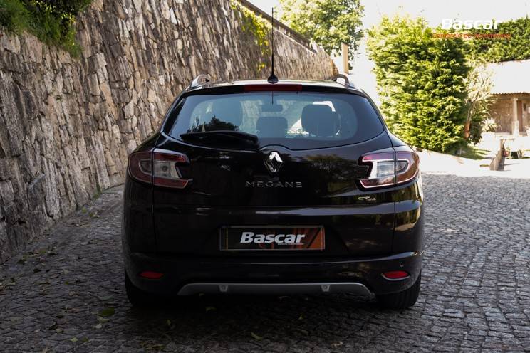 renault-megane-sport-tourer-2013-diesel-1461cc