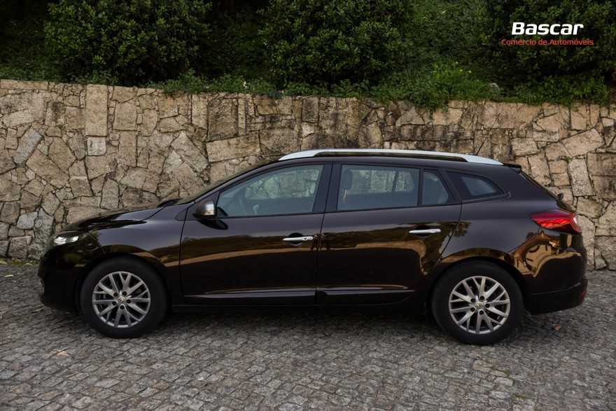 renault-megane-sport-tourer-2013-diesel-1461cc