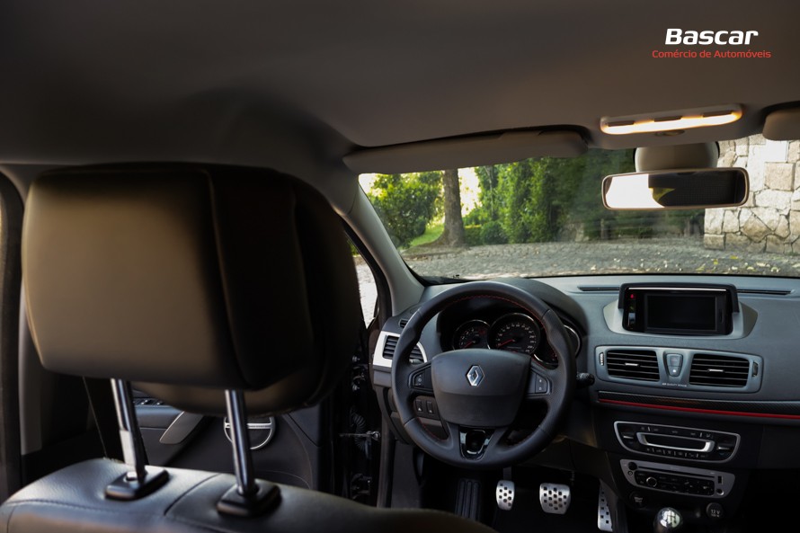 renault-megane-sport-tourer-2013-diesel-1461cc