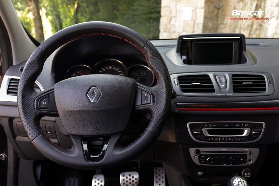 renault-megane-sport-tourer-2013-diesel-1461cc