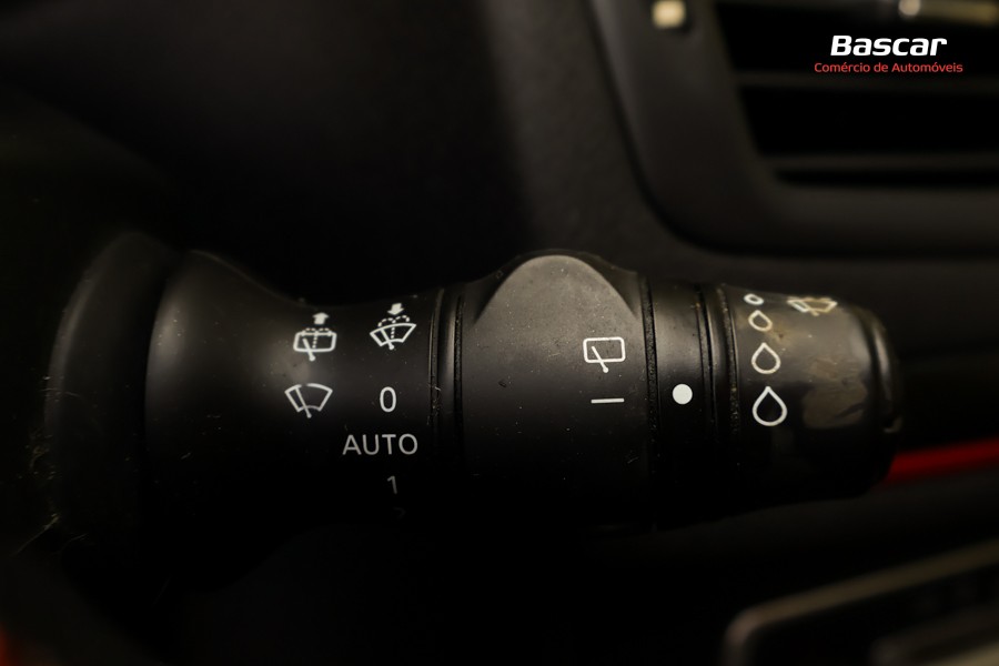 renault-megane-sport-tourer-2013-diesel-1461cc