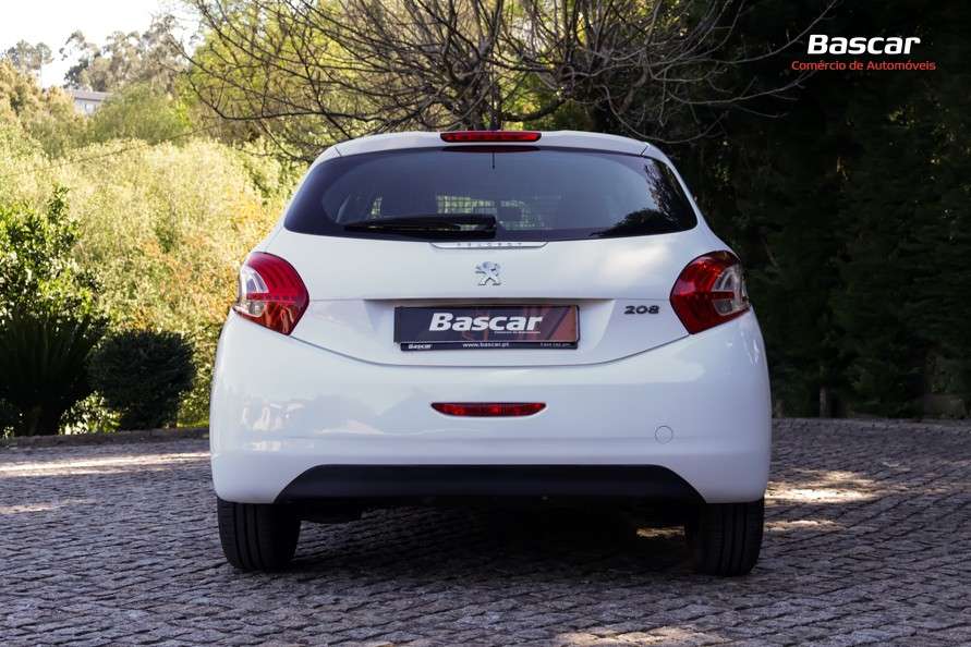 peugeot-208-2015-diesel-1398cc