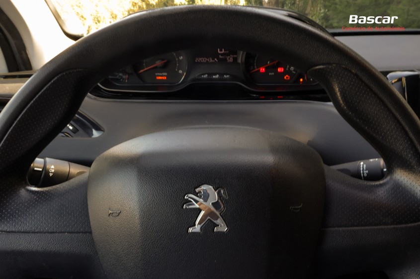 peugeot-208-2015-diesel-1398cc