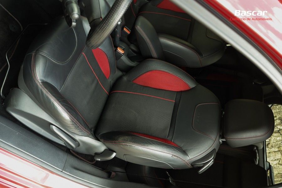 peugeot-208-2013-gasolina-1598cc