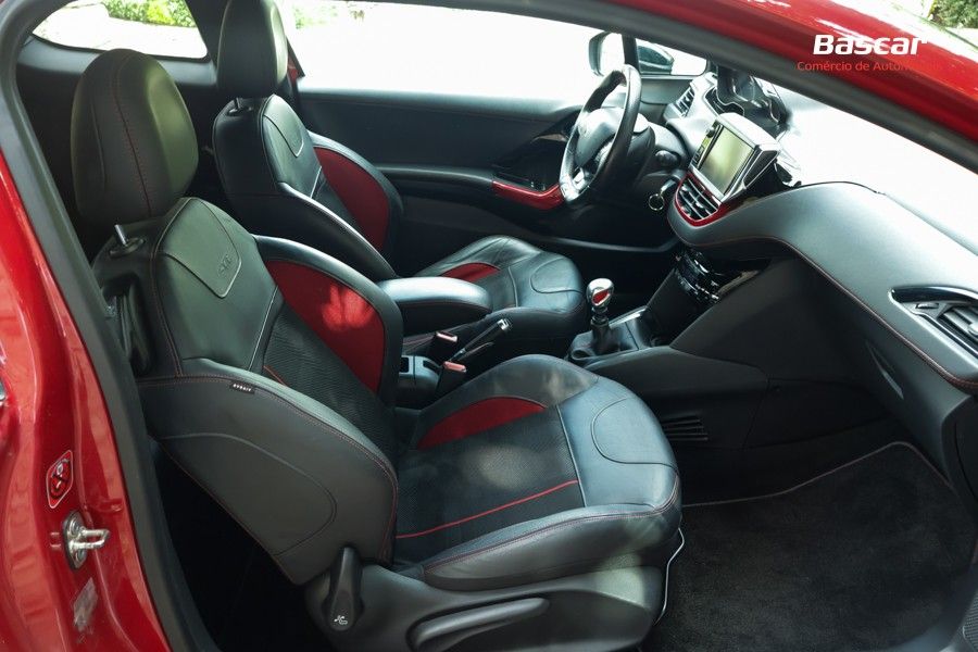 peugeot-208-2013-gasolina-1598cc