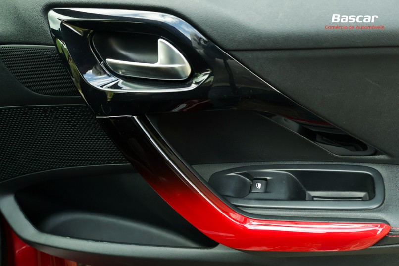peugeot-208-2013-gasolina-1598cc