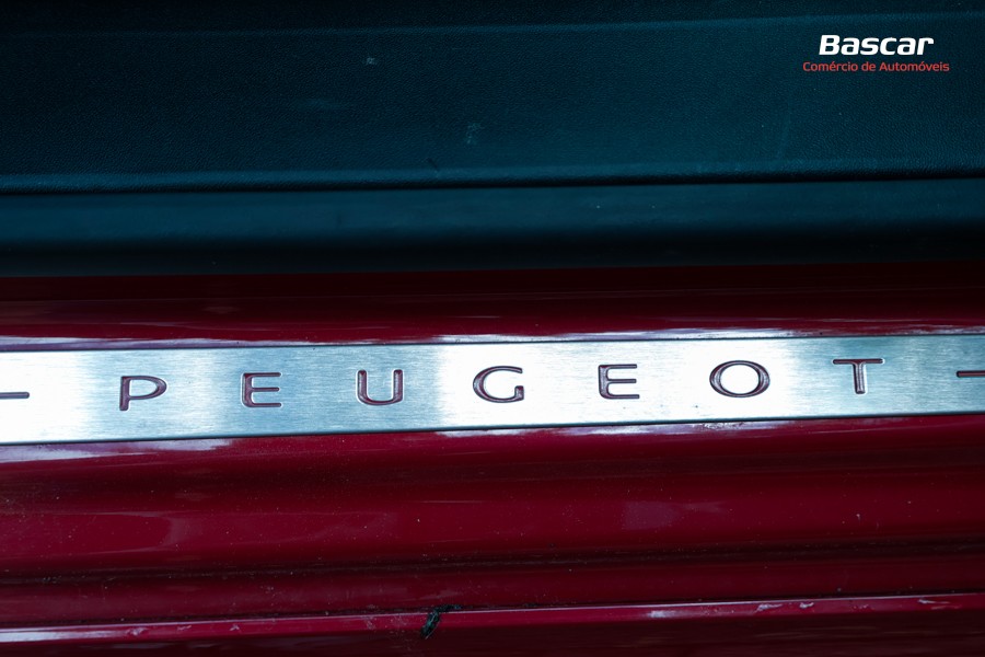 peugeot-208-2013-gasolina-1598cc