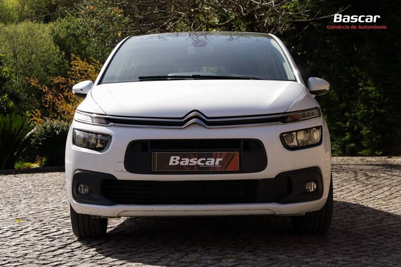 citroen-c4-picasso-2018-diesel-1560cc