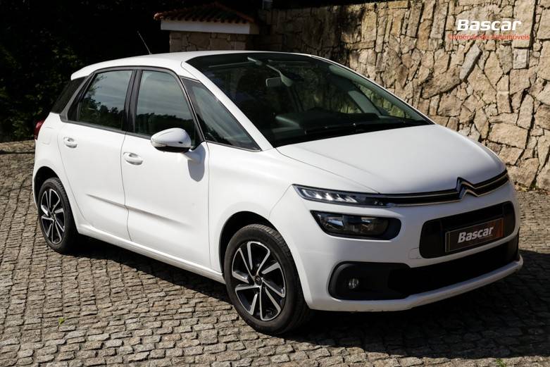 citroen-c4-picasso-2018-diesel-1560cc