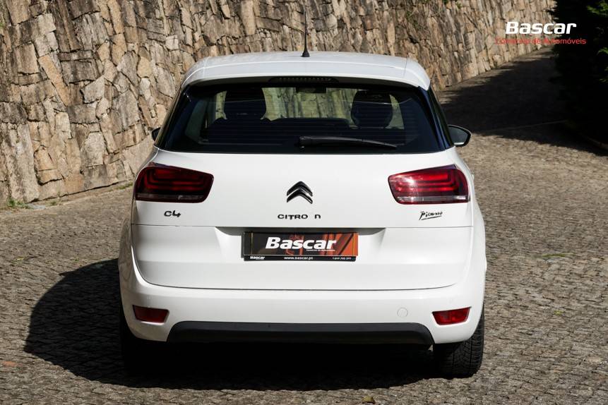 citroen-c4-picasso-2018-diesel-1560cc