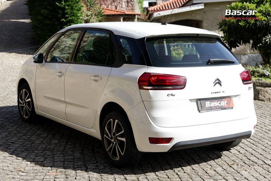citroen-c4-picasso-2018-diesel-1560cc