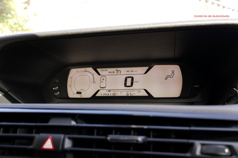 citroen-c4-picasso-2018-diesel-1560cc