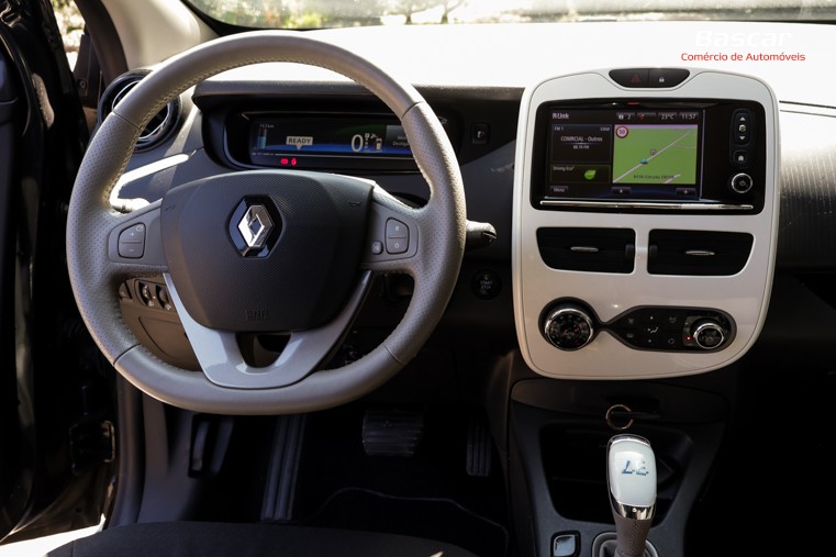 renault-zoe-2018-eletrico-500cc