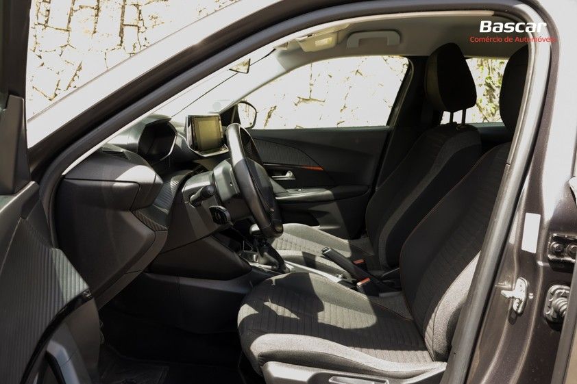 peugeot-2008-2020-gasolina-1199cc