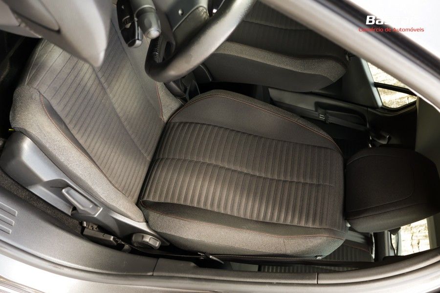 peugeot-2008-2020-gasolina-1199cc