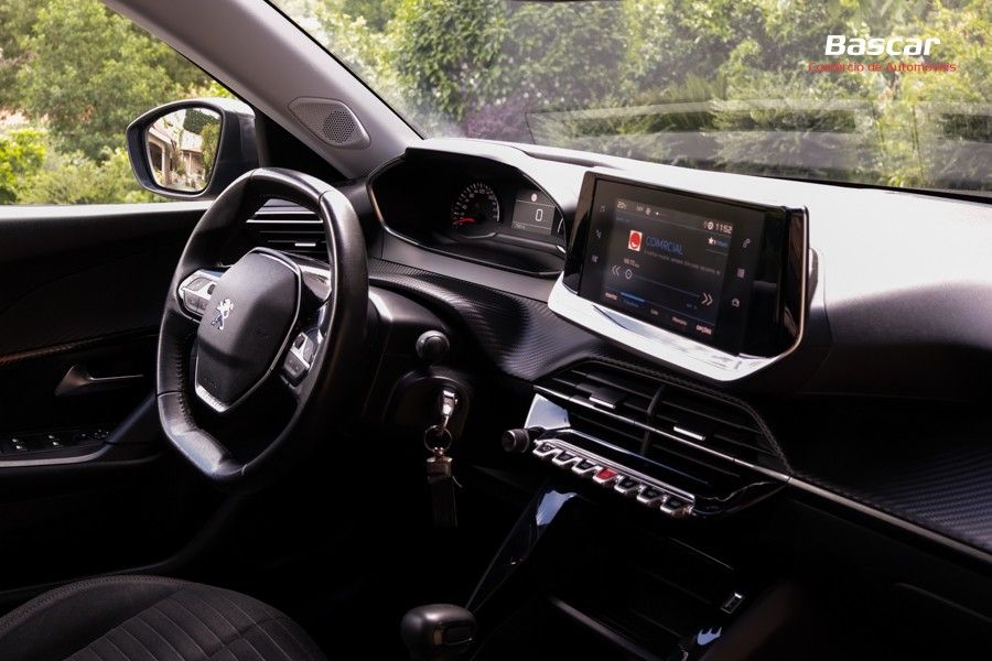 peugeot-2008-2020-gasolina-1199cc