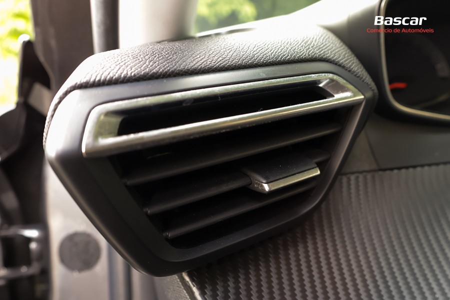 peugeot-2008-2020-gasolina-1199cc