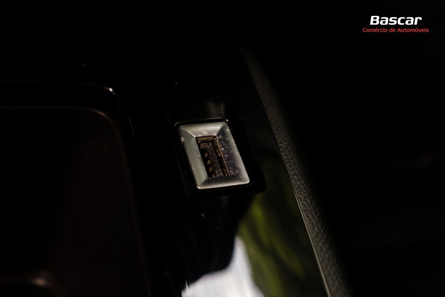 peugeot-2008-2020-gasolina-1199cc