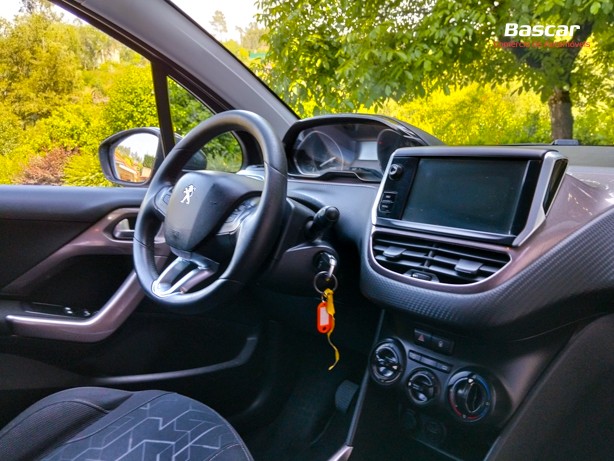 peugeot-2008-2015-diesel-1560cc