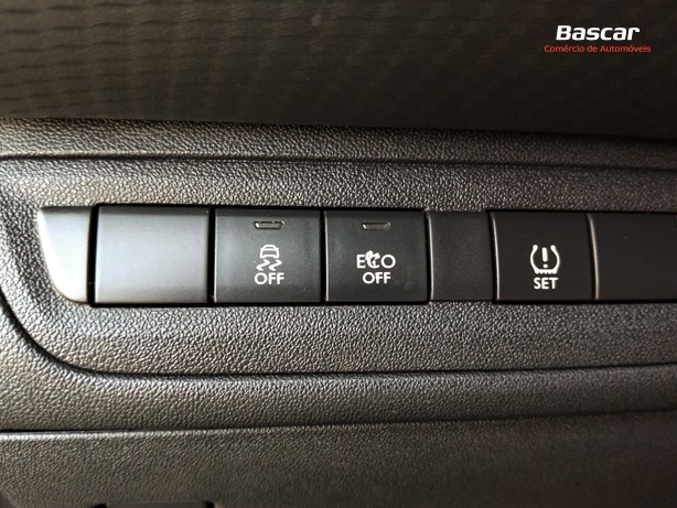 peugeot-2008-2015-diesel-1560cc