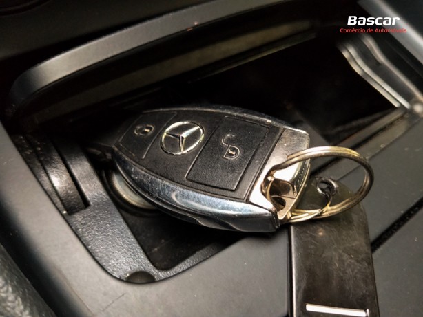 mercedes-benz-gla-2017-diesel-2143cc