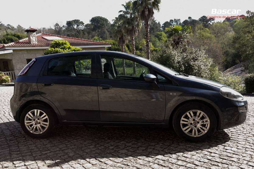 fiat-punto-2016-diesel-1248cc