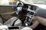 volvo-v40-cross-country-2014-diesel-1560cc