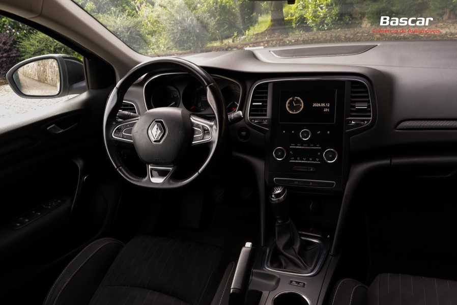 renault-megane-sport-tourer-2020-diesel-1461cc