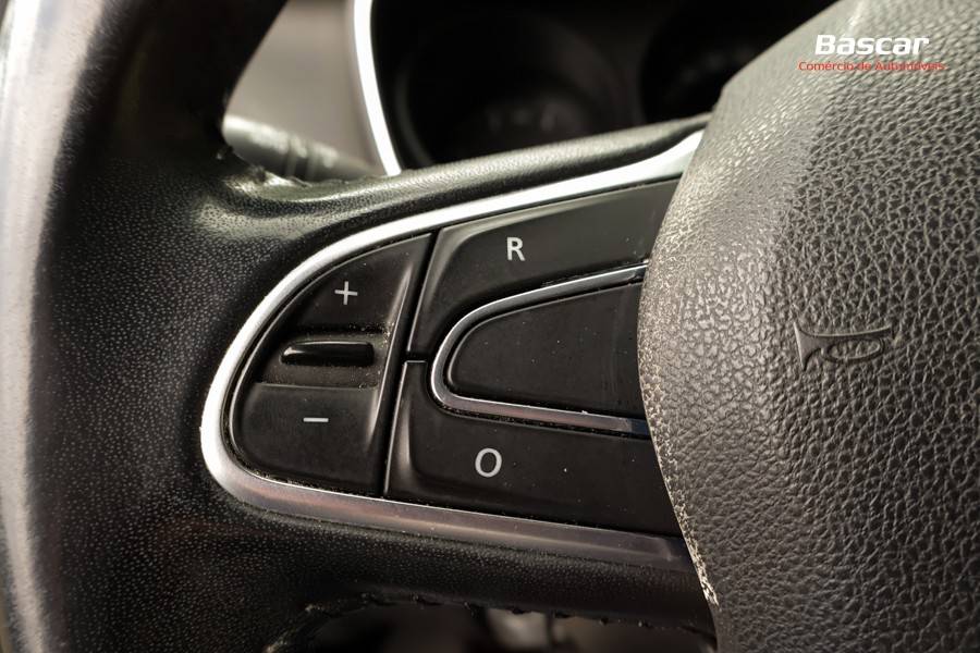 renault-megane-sport-tourer-2020-diesel-1461cc