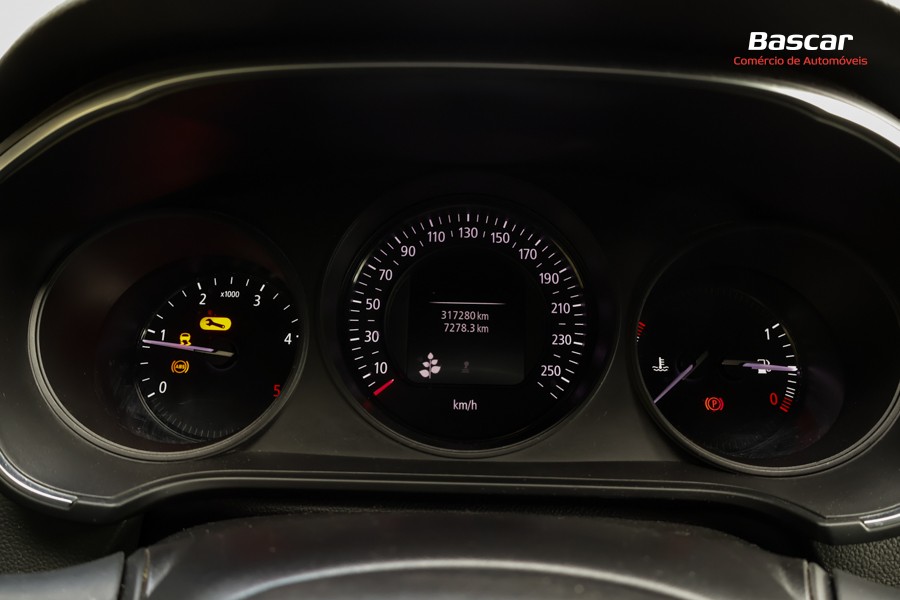 renault-megane-sport-tourer-2020-diesel-1461cc