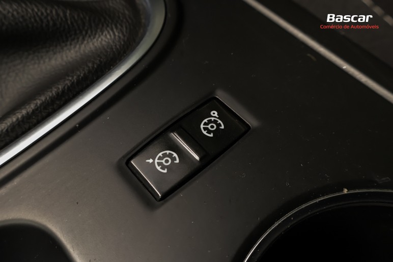 renault-megane-sport-tourer-2020-diesel-1461cc