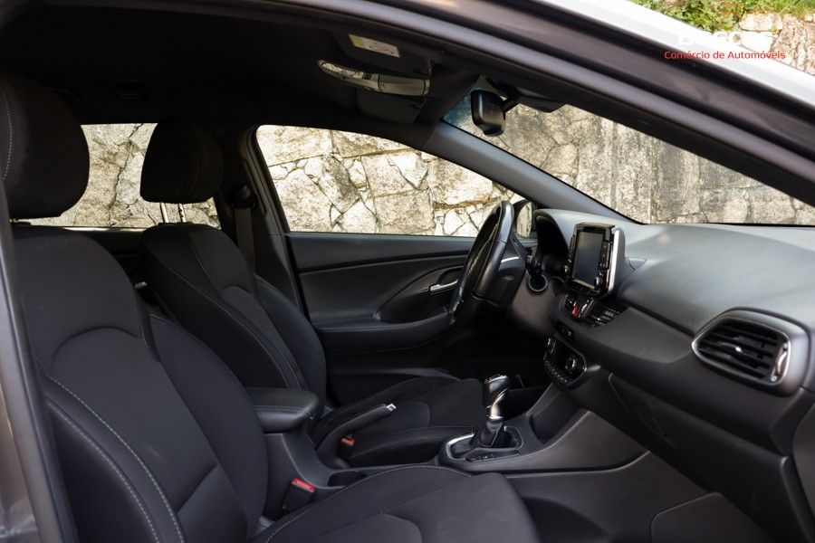 hyundai-i30-sw-2020-diesel-1598cc