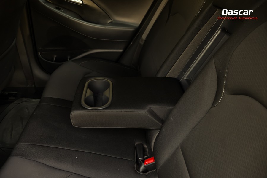 hyundai-i30-sw-2020-diesel-1598cc